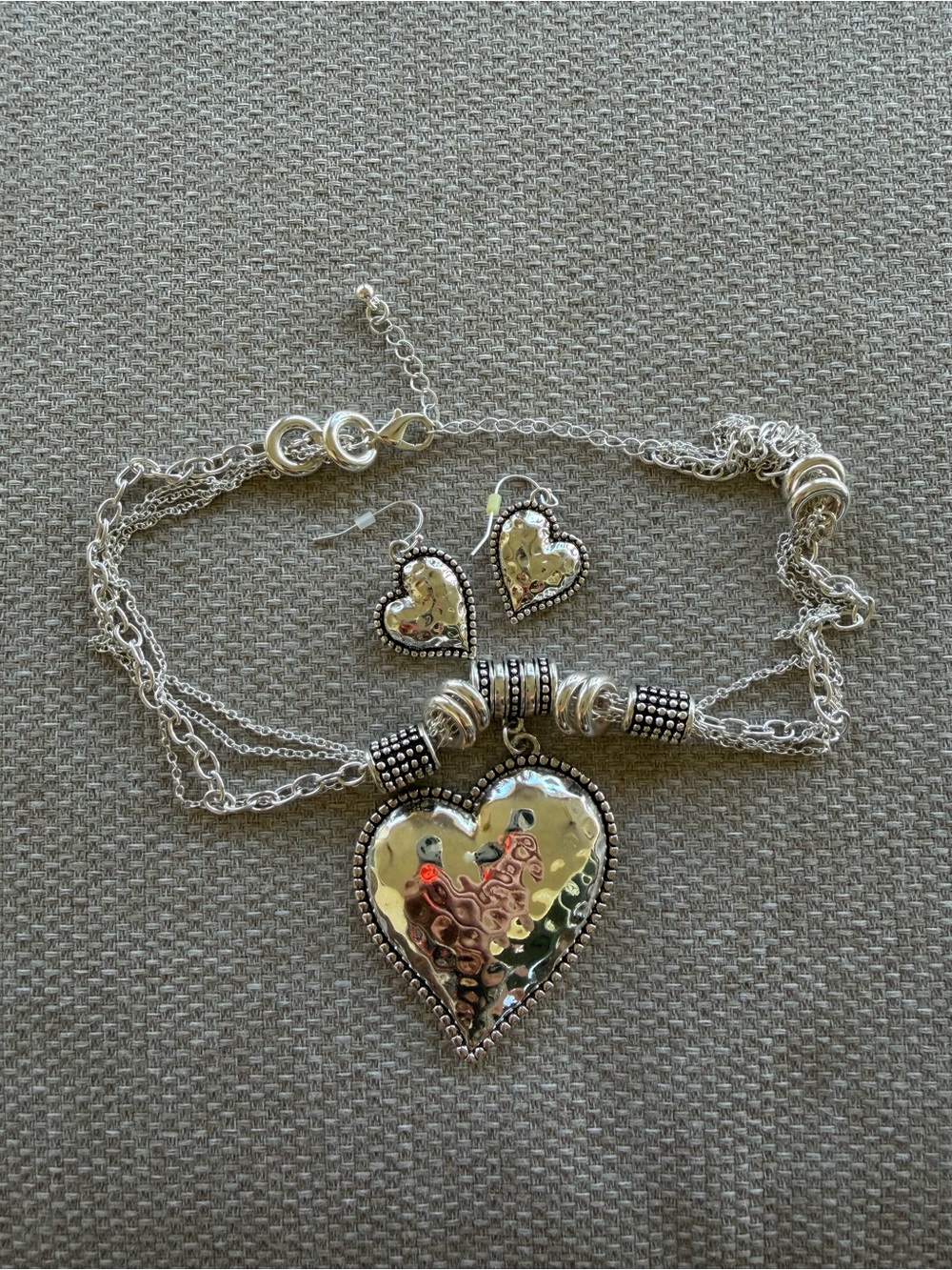 M&M'S Silver Heart Necklace and Dangle Earrings Set